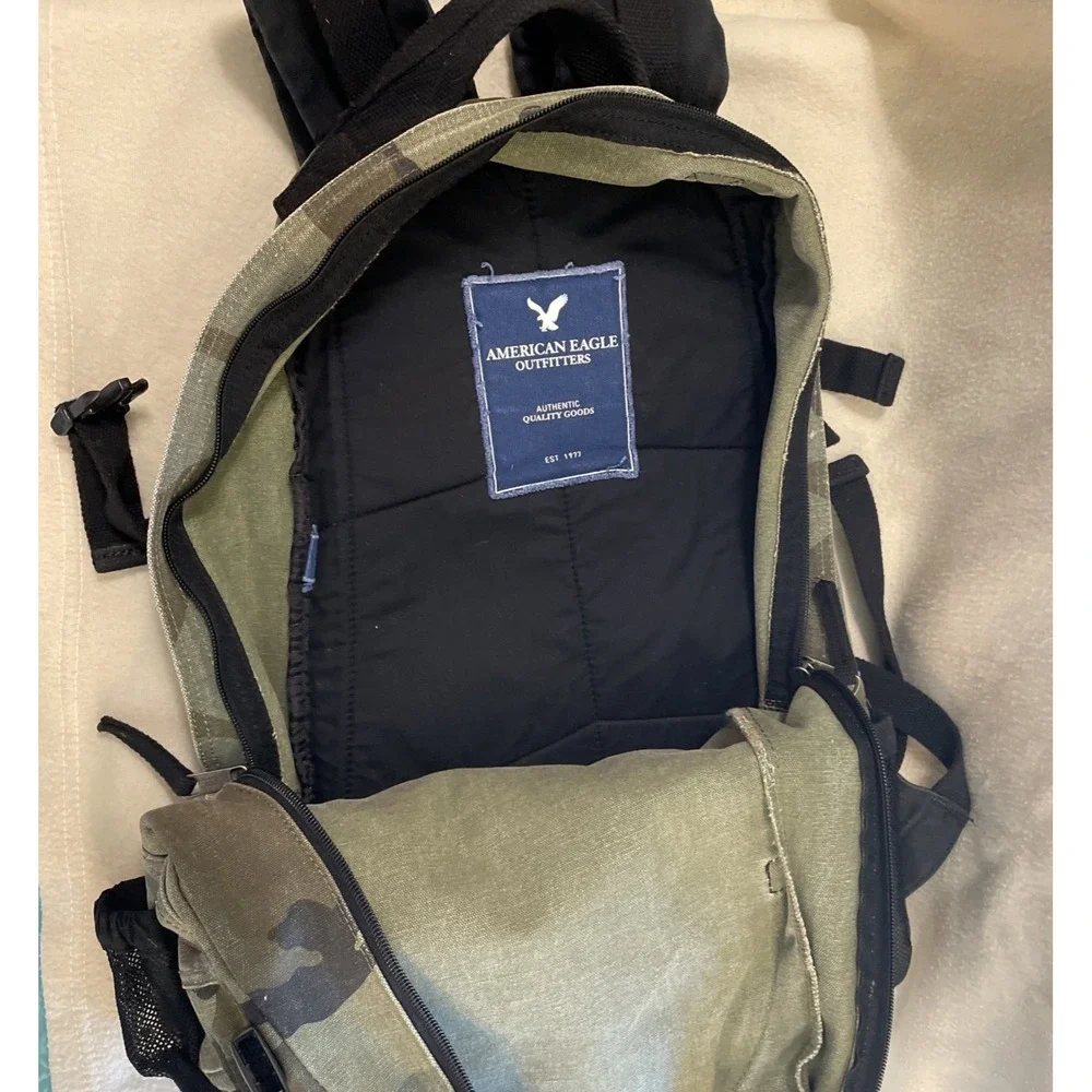 American Eagle Green Black  Camo Canvas Backpack Cinch Up back Multi Pockets